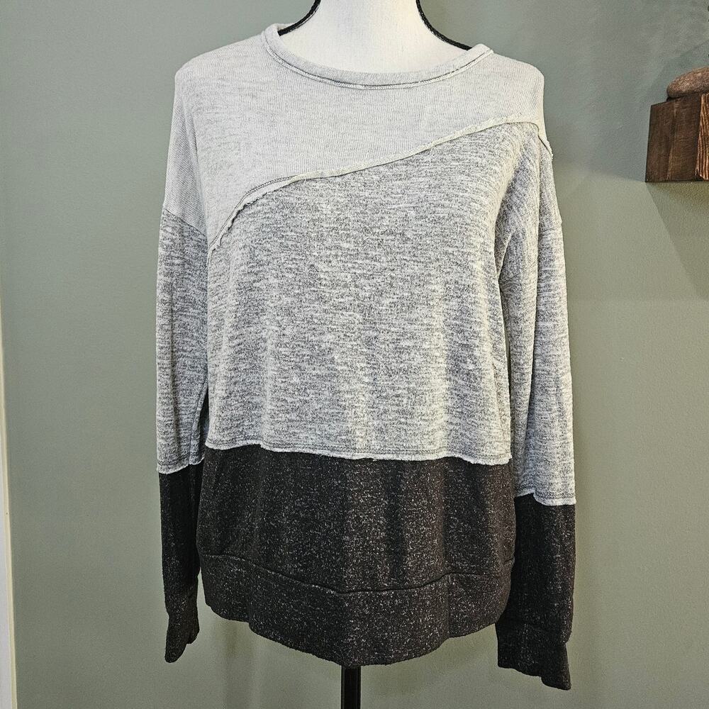 Mason &‎ Belle Medium Gray Colorblock Long Sleeve Top
